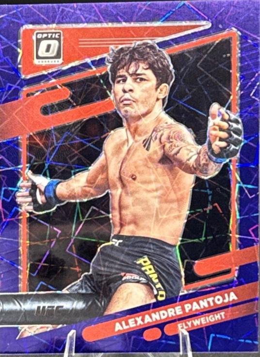 Alexandre Pantoja 2022 Panini Donruss Optic UFC Base #44 Purple Velocity
