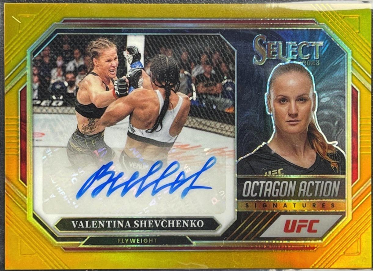 Valentina Shevchenko 2023 Panini Select UFC Octagon Action Signatures #3 Gold