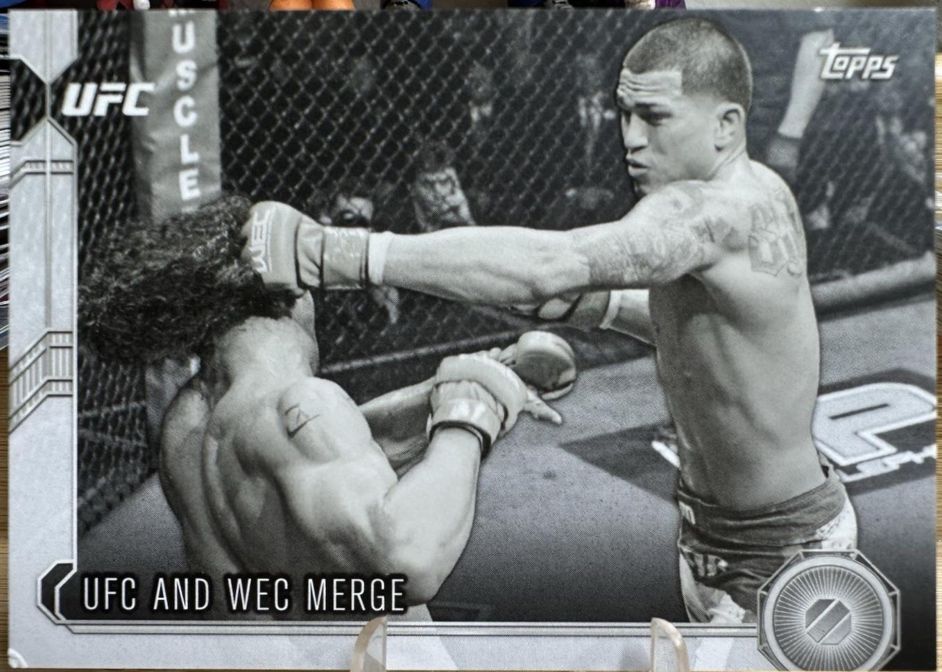 Base 2015 Topps UFC Chronicles Base #113 Black and White
