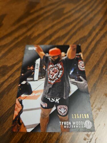 Tyron Woodley 2015 Topps UFC Knockout Base #58 Silver
