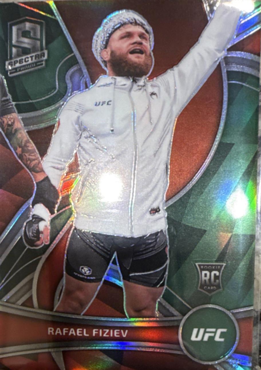 Rafael Fiziev 2022 Panini Chronicles UFC Base Spectra #384 Green