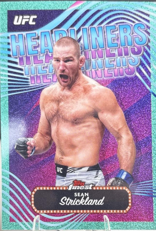 Sean Strickland 2024 Topps Finest UFC Headliners #HDL-16 Aqua Glitter Refractor