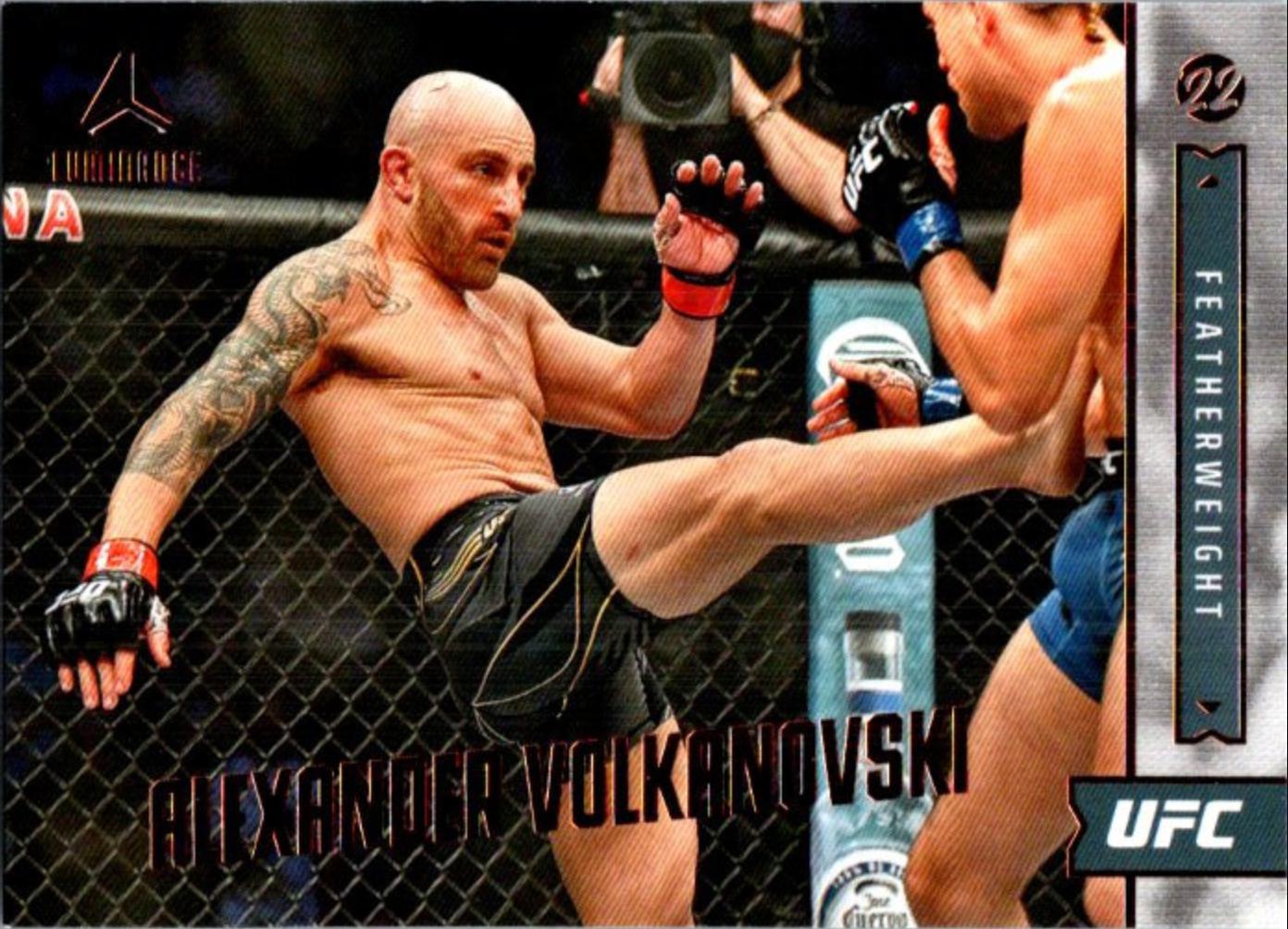 Alexander Volkanovski 2022 Panini Chronicles UFC Base Luminance #156 Bronze
