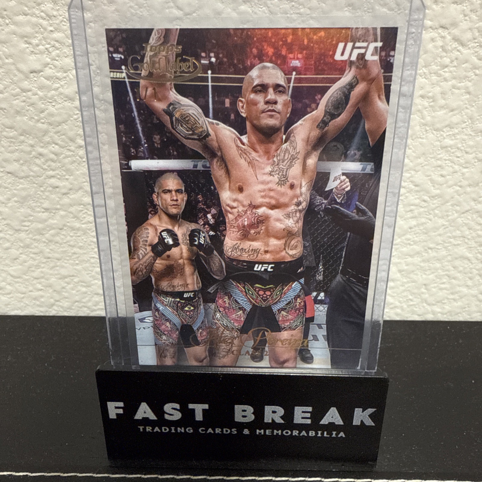 Alex Pereira 2024 Topps Gold Label UFC Base Class II #81 Gold