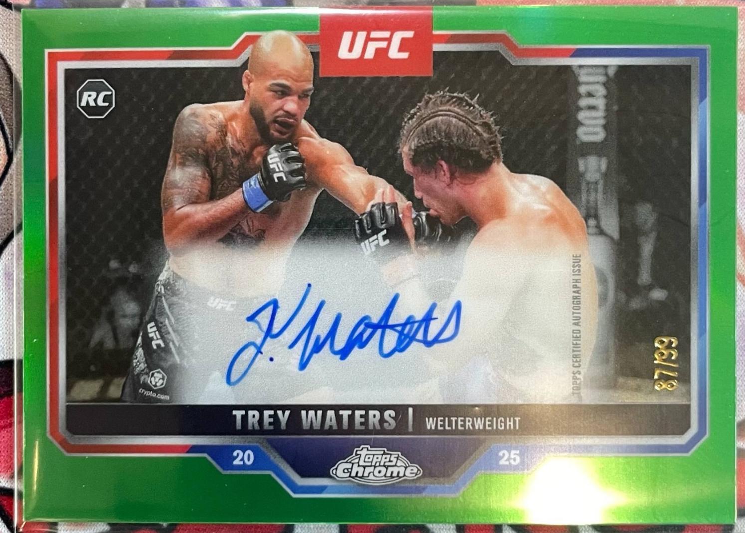 Trey Waters 2025 Topps Chrome UFC Chrome Rookie Autographs #CRA-TW Green Refractor