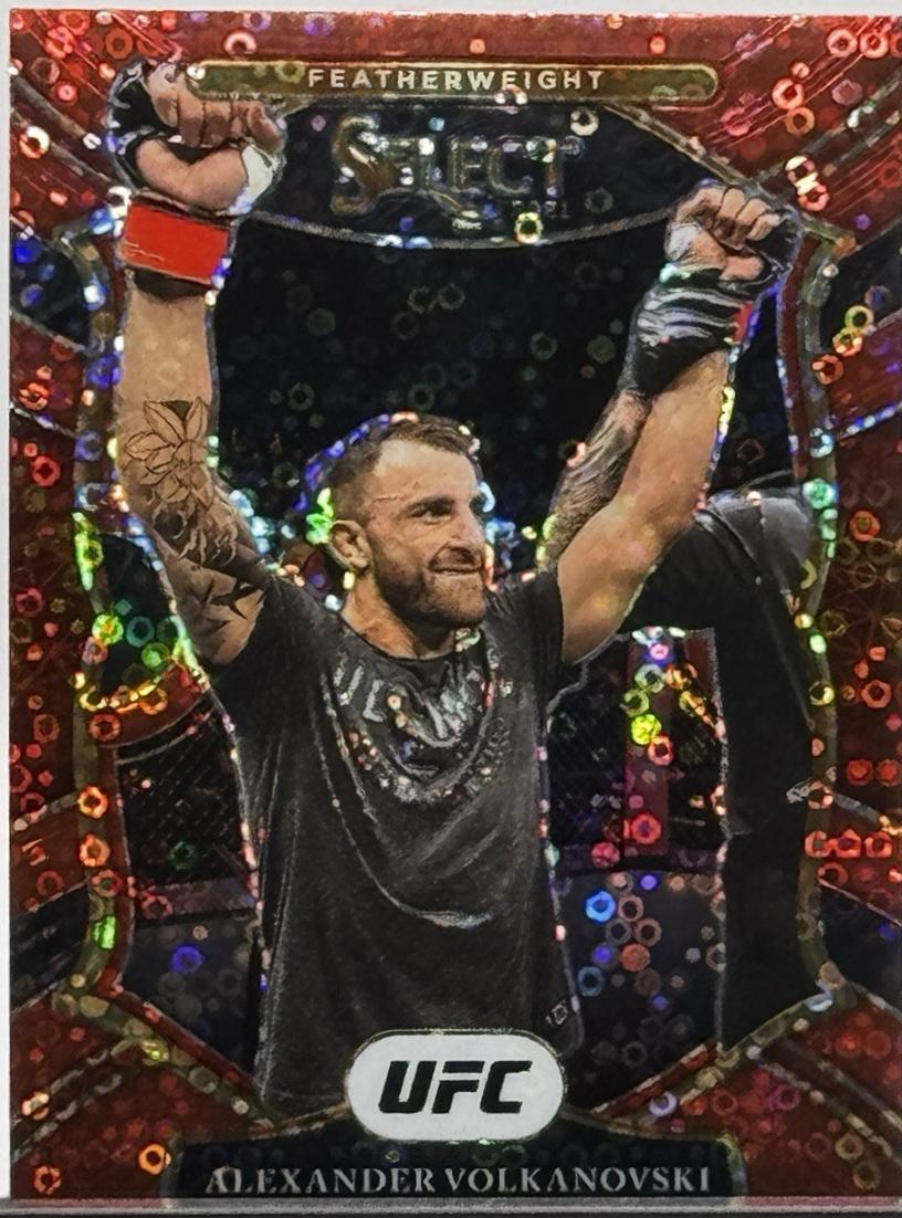 Alexander Volkanovski 2021 Panini Select UFC Concourse #16 Red Disco
