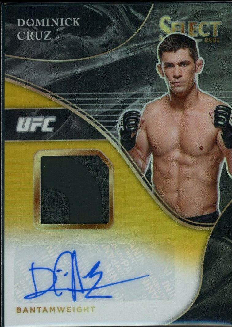 Dominick Cruz 2021 Panini Select UFC Signatures #22 Gold Prizms