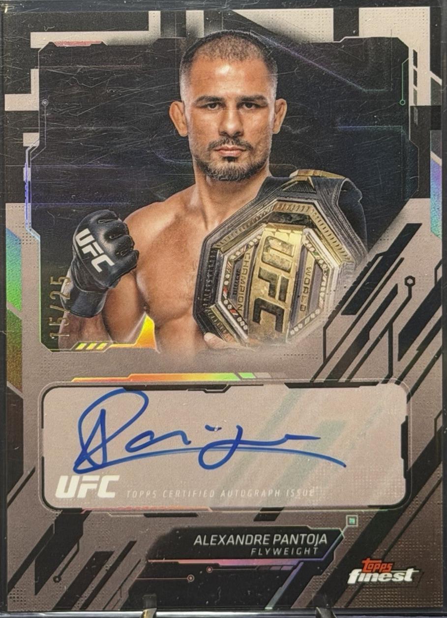 Alexandre Pantoja 2025 Topps Finest UFC The Finest #TFA-AP Black Refractor