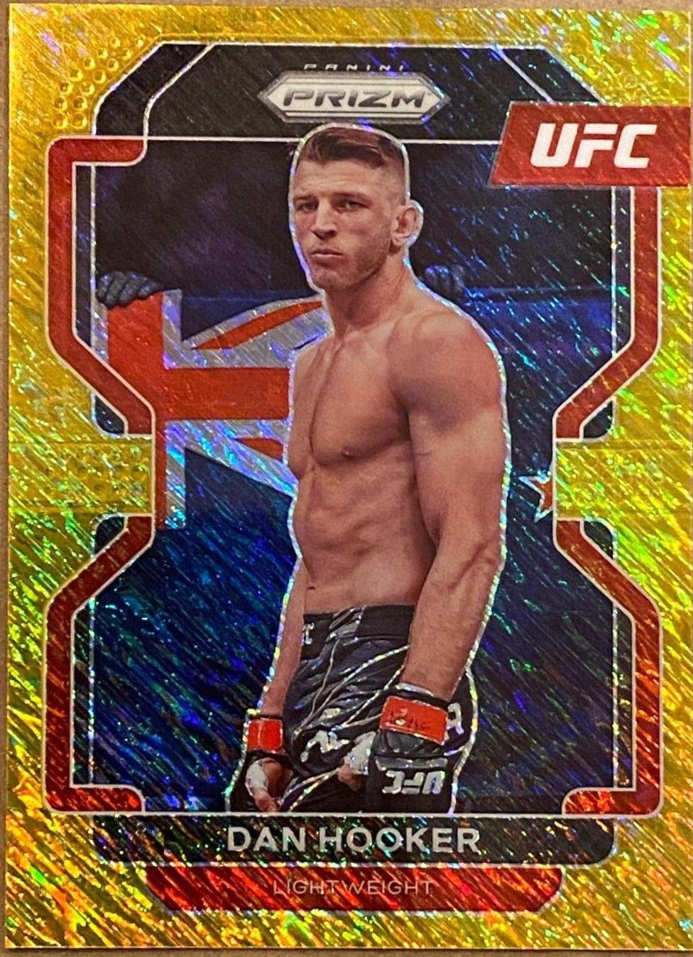 Dan Hooker 2022 Panini Prizm UFC Base #161 Gold Shimmer
