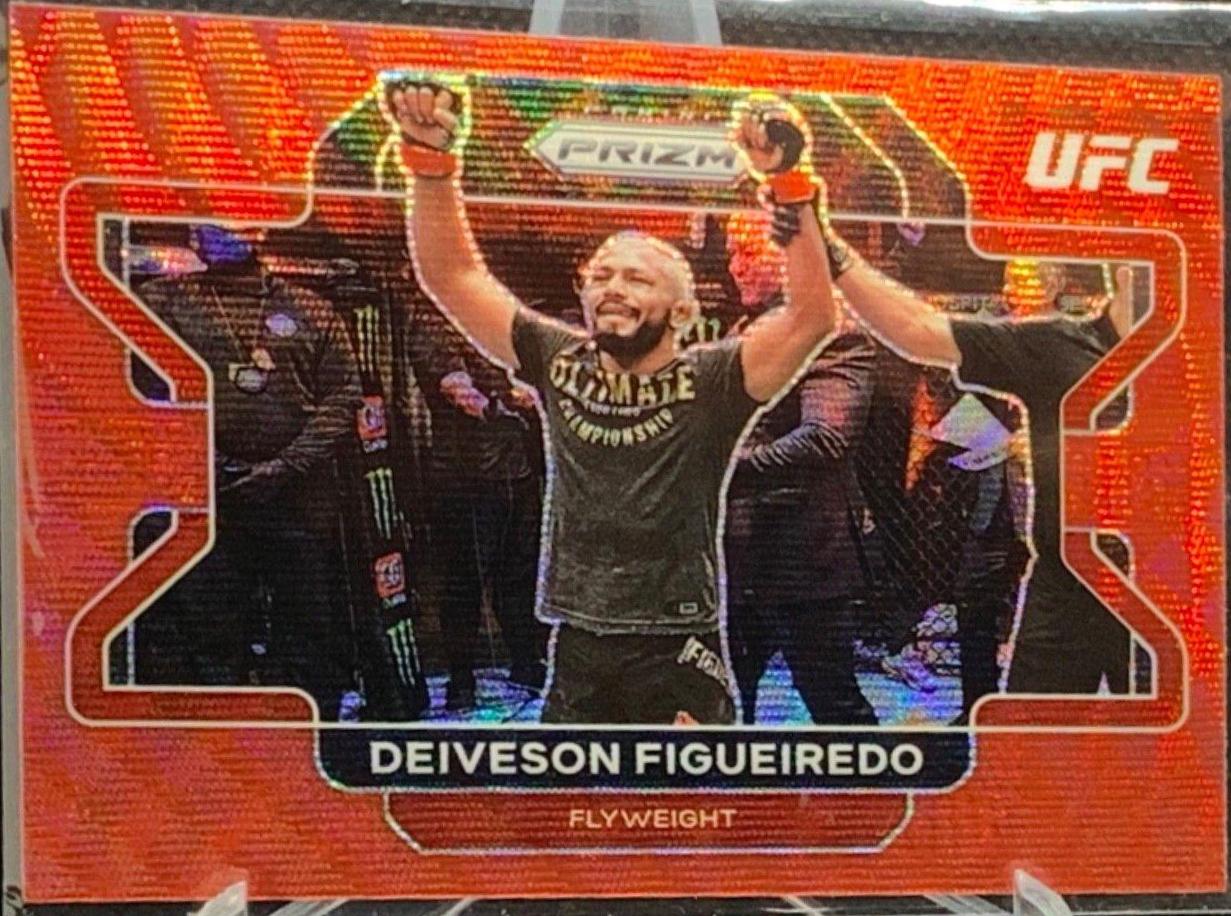 Deiveson Figueiredo 2022 Panini Prizm UFC Base #99 Ruby Wave