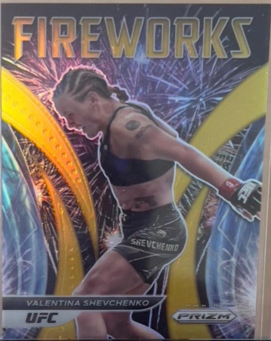 Valentina Shevchenko 2022 Panini Prizm UFC Fireworks #23 Gold