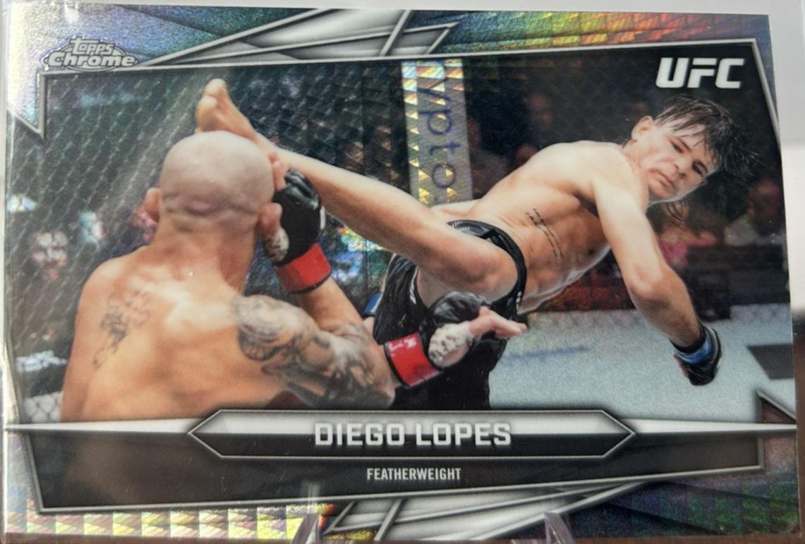Diego Lopes 2026 Topps Chrome UFC Base #128 Prism Refractor