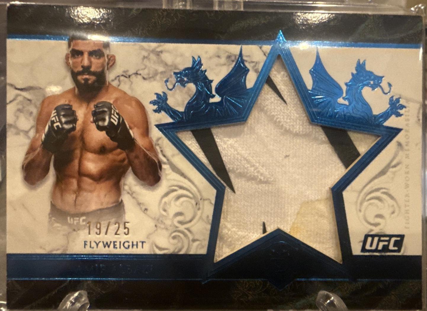 Amir Albazi 2025 Topps Royalty UFC Star Relics #SR-AI Blue