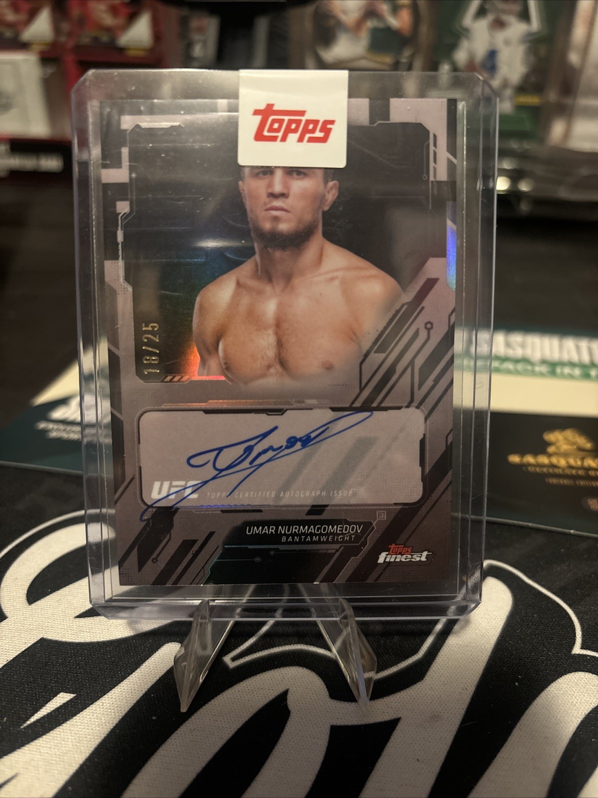 Umar Nurmagomedov 2025 Topps Finest UFC The Finest #TFA-UN Black Refractor