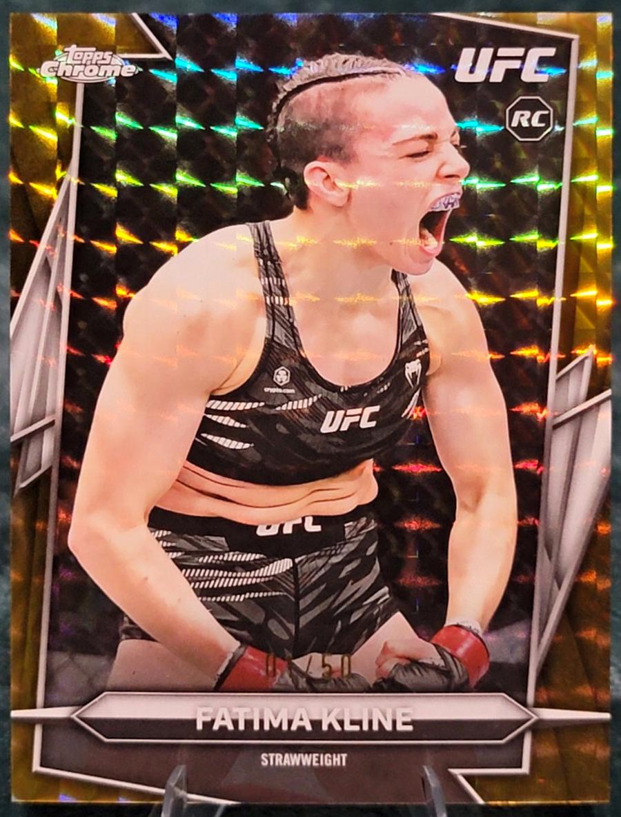 Fatima Kline 2026 Topps Chrome UFC Base #158 Gold Geometric Refractor