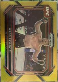Sergei Pavlovich 2023 Panini Prizm UFC Base #71 Gold