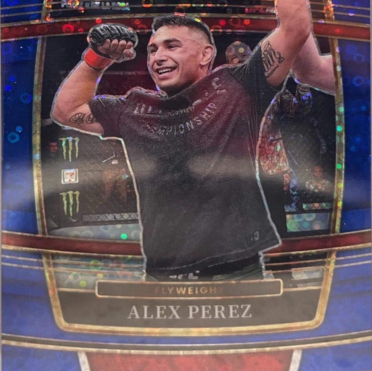 Alex Perez 2022 Panini Select UFC Concourse #92 Blue Disco