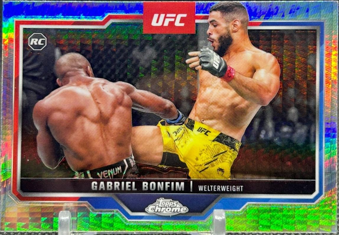 Gabriel Bonfim 2025 Topps Chrome UFC Base #26 Prism Refractor