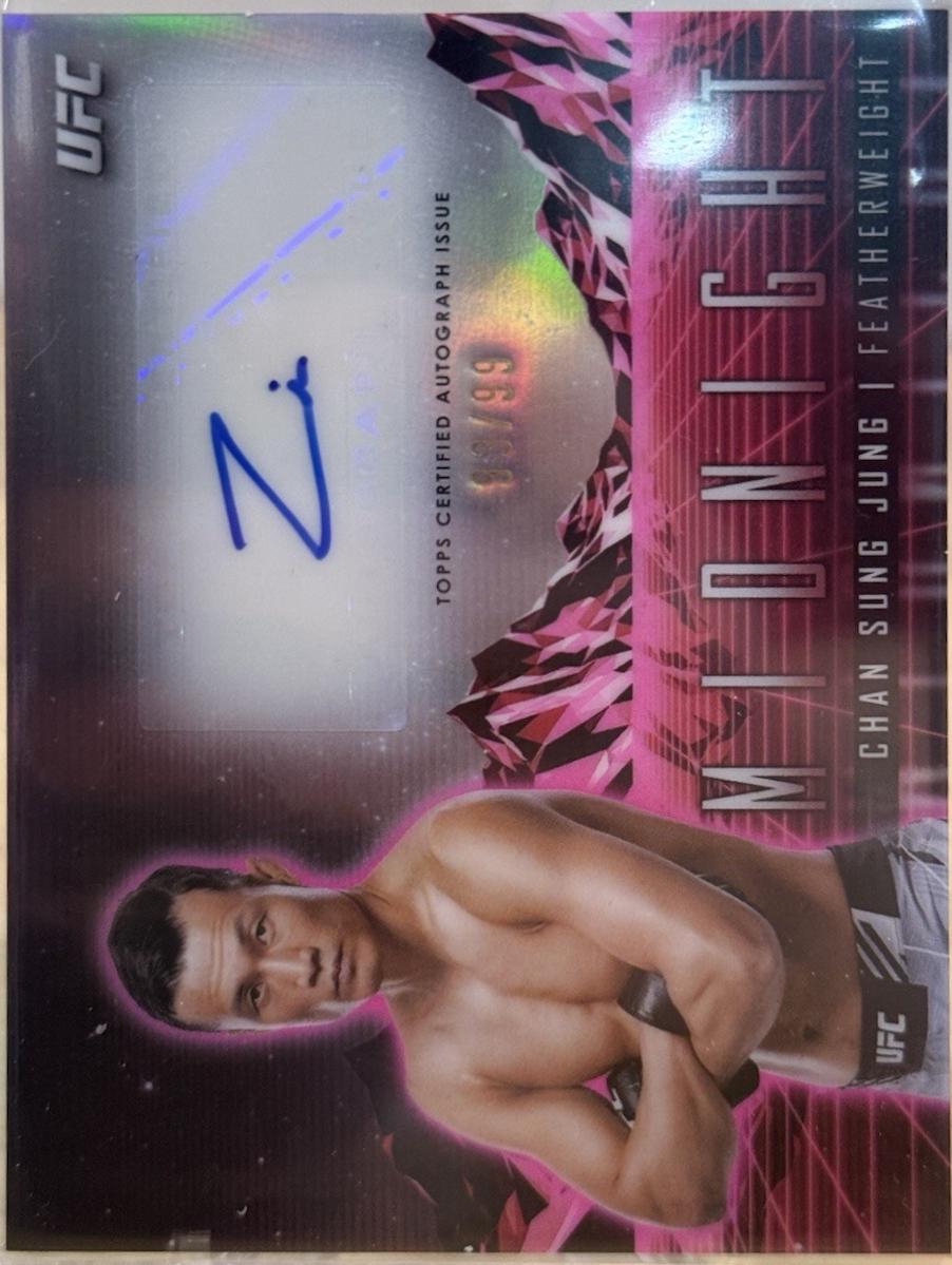 Chan Sung Jung 2024 Topps Midnight UFC Horizon Signatures #HS-CSJ Twilight