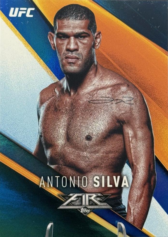 Antonio Silva 2017 Topps UFC Fire Base #36 Blue