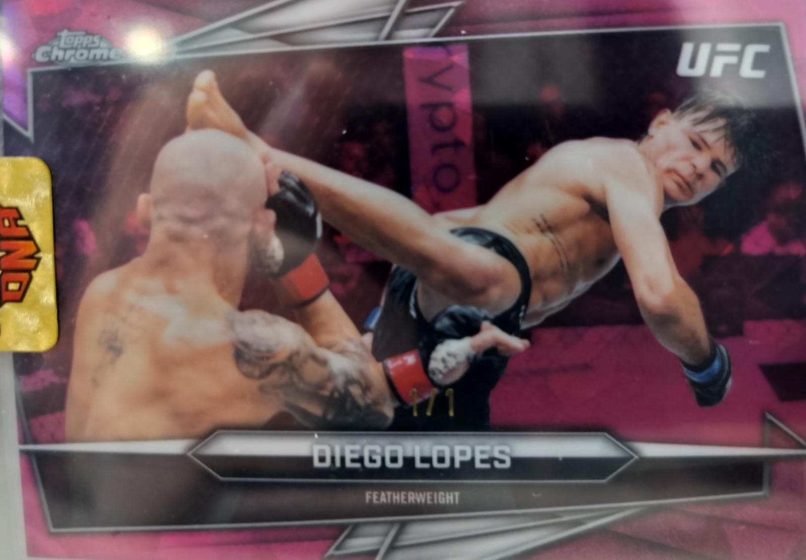 Diego Lopes 2026 Topps Chrome Sapphire UFC Base #128 Padparadscha Sapphire