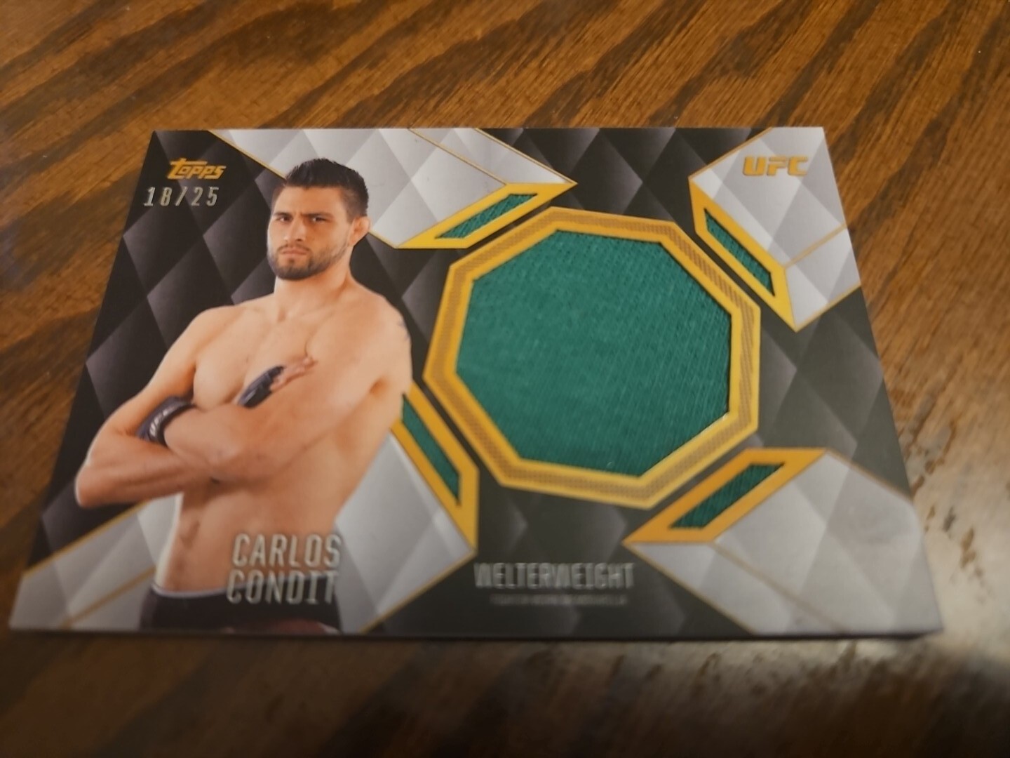 Carlos Condit 2016 Topps UFC Top of the Class Top of the Class Relics #TCR-CC Silver