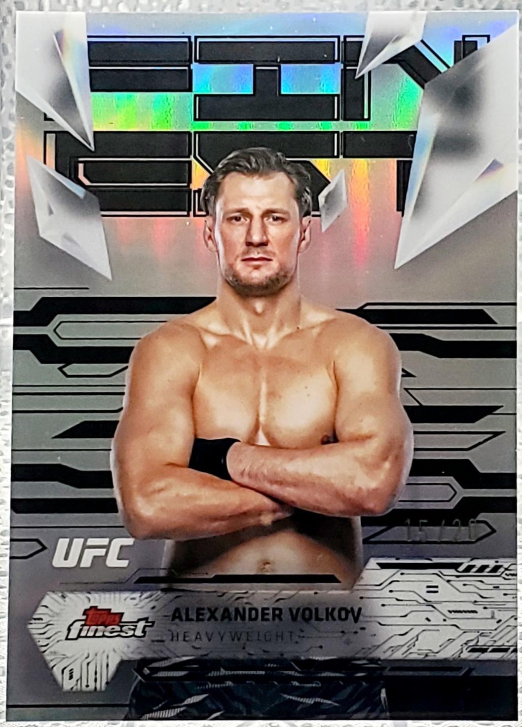 Alexander Volkov 2025 Topps Finest UFC Base Uncommon #150 Black Refractor