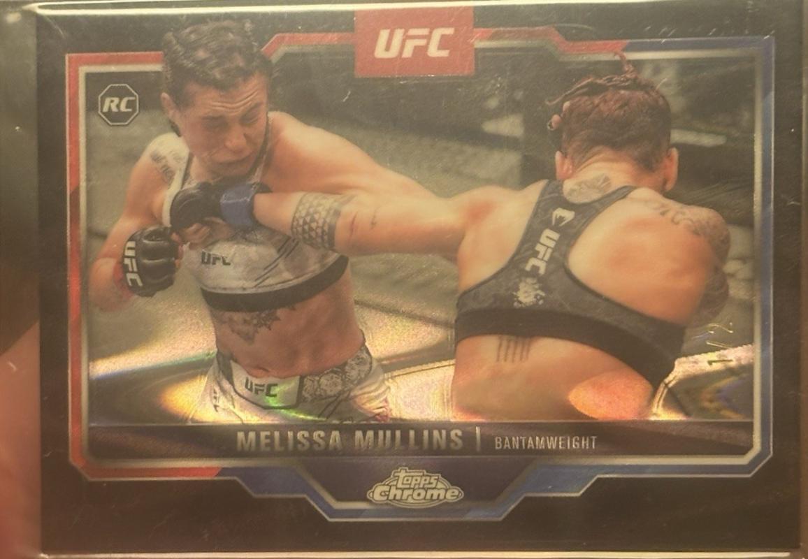 Melissa Mullins 2025 Topps Chrome UFC Base #197 Black Geometric Refractor