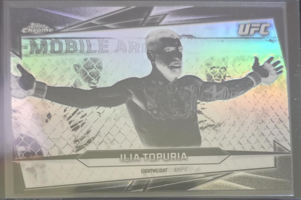 Ilia Topuria 2026 Topps Chrome UFC Base #1 Negative Refractor