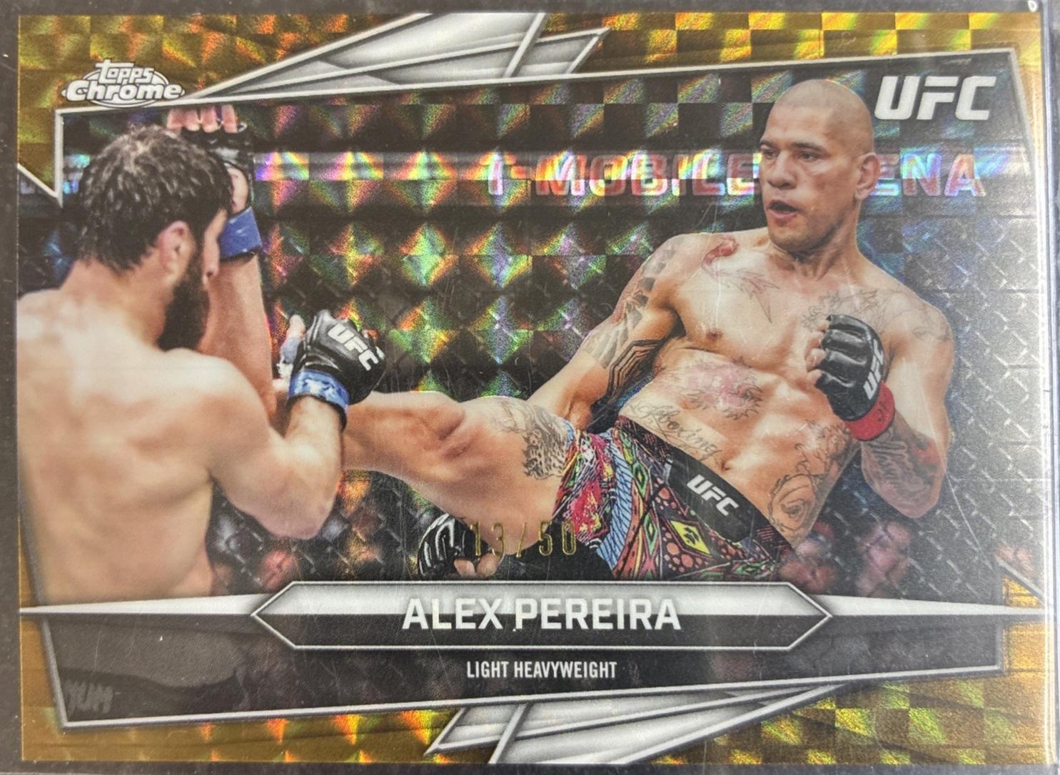Alex Pereira 2026 Topps Chrome UFC Base #90 Gold Geometric Refractor