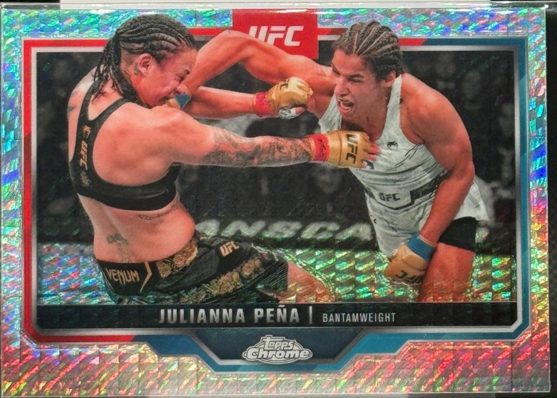 Julianna Peña 2025 Topps Chrome UFC Base #142 Prism Refractor