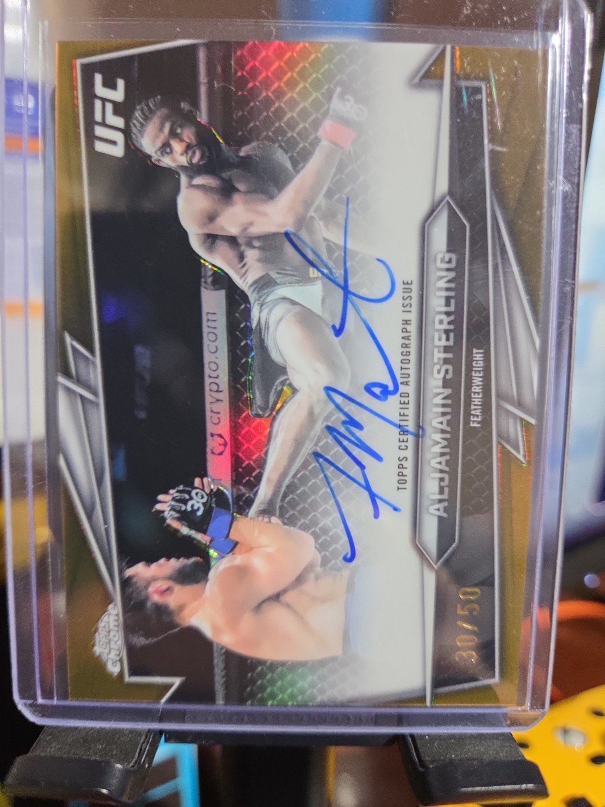 Aljamain Sterling 2026 Topps Chrome UFC Base Autographs #BAV-AS Gold Refractor