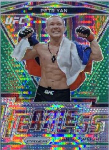 Petr Yan 2021 Panini Prizm UFC Fearless #21 Green Pulsar