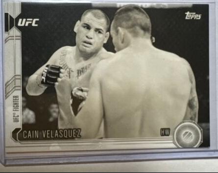 Cain Velasquez 2015 Topps UFC Chronicles Base #63 Black and White