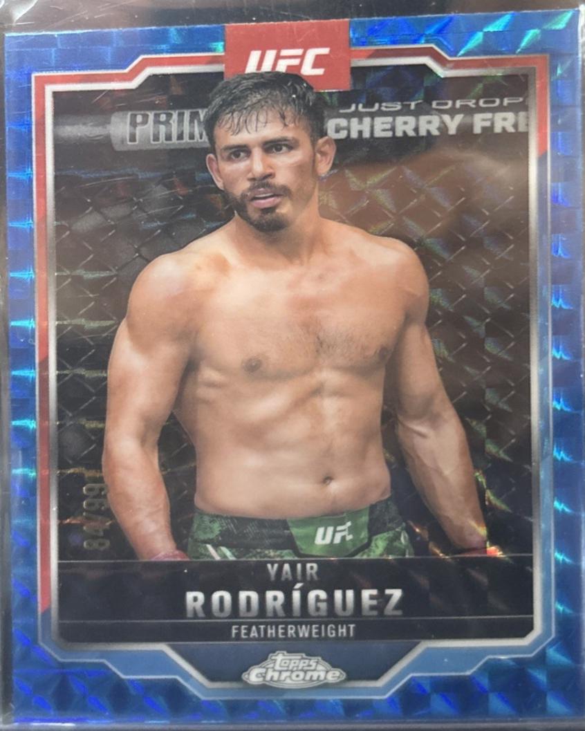 Yair Rodríguez 2025 Topps Chrome UFC Base #95 Blue Geometric Refractor