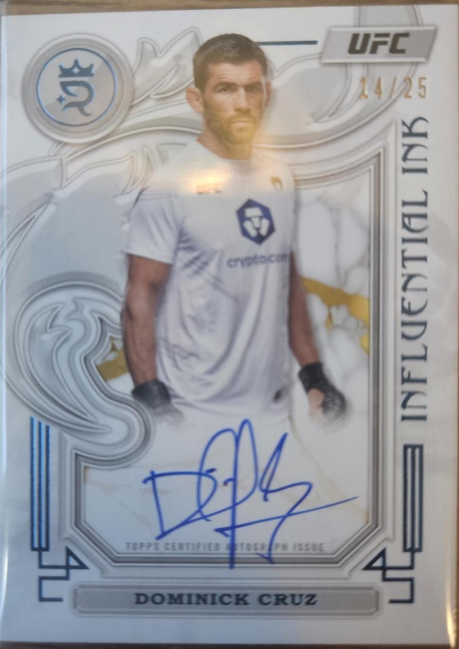 Dominick Cruz 2024 Topps Royalty UFC Influential Ink #IIA-DCZ Blue