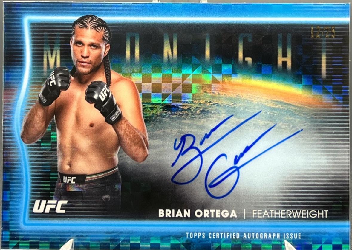 Brian Ortega 2025 Topps Midnight UFC Horizon Signatures #HNS-BA Black Light