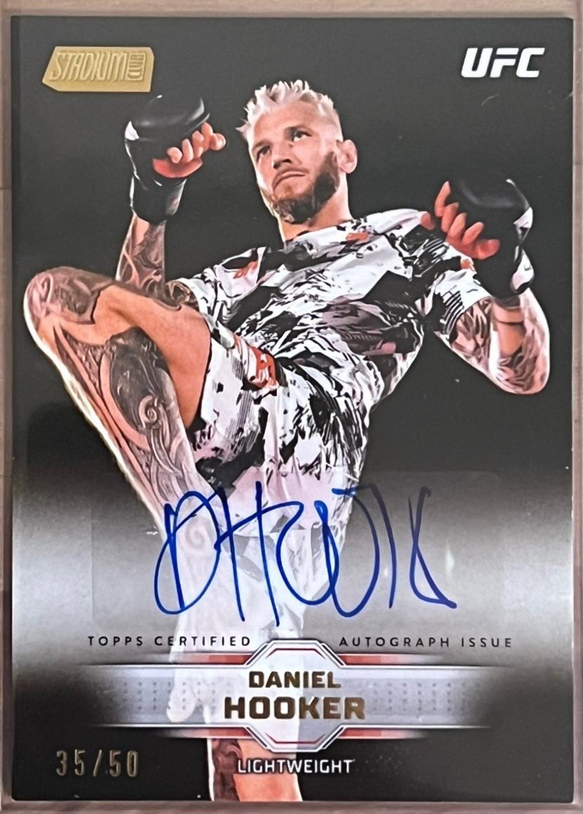 Dan Hooker 2026 Topps Stadium Club UFC Base Autographs #BAV-DHR Gold