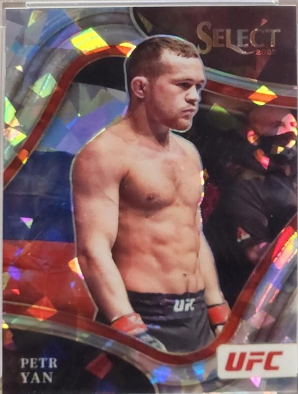 Petr Yan 2022 Panini Select UFC Octagonside #201 Cracked Ice