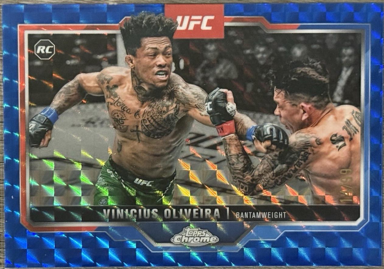 Vinicius Oliveira 2025 Topps Chrome UFC Base #9 Blue Geometric Refractor