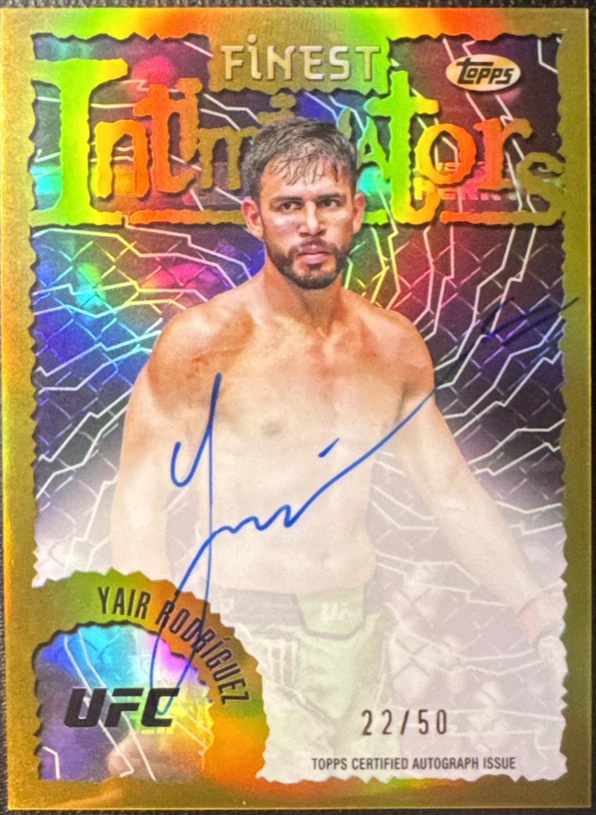 Yair Rodríguez 2024 Topps Finest UFC Intimidators Autographs #IA-YRZ Gold Refractor