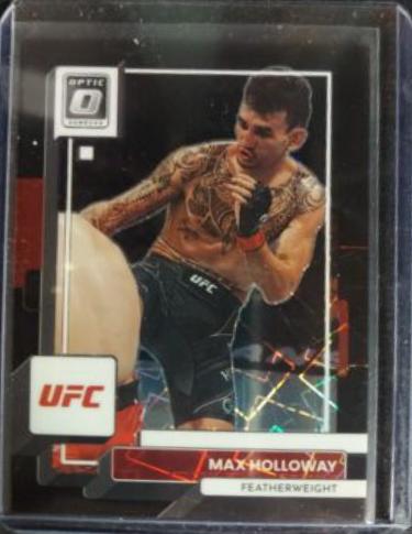 Max Holloway 2023 Panini Donruss Optic UFC Base #21 Black Velocity