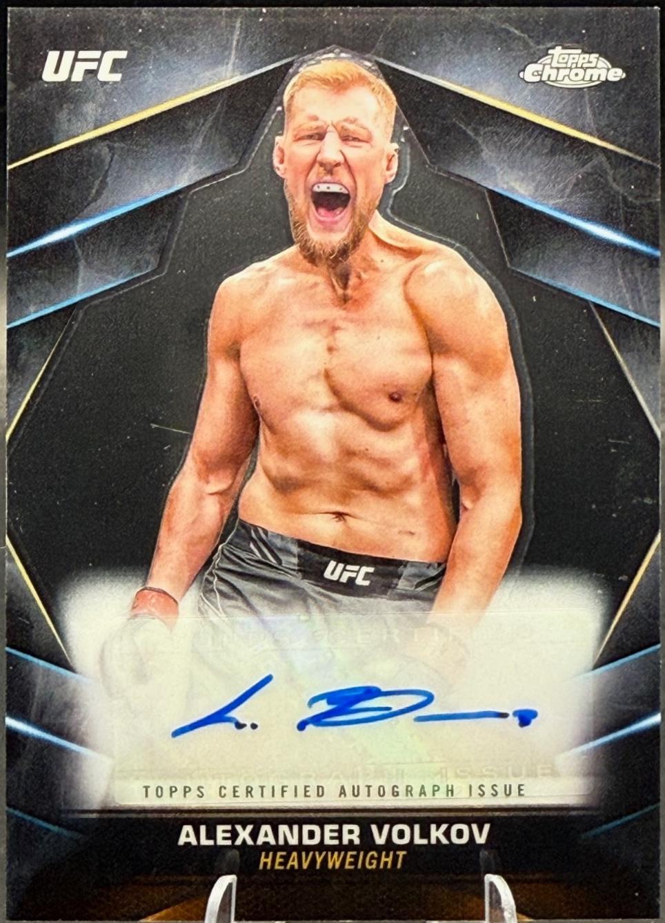 Alexander Volkov 2024 Topps Chrome UFC Chrome Veteran Autographs #CVA-AVO Black Refractor