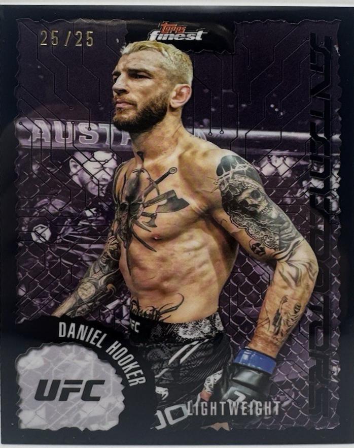 Dan Hooker 2025 Topps Finest UFC Intimidators #IT-1 Black Refractor