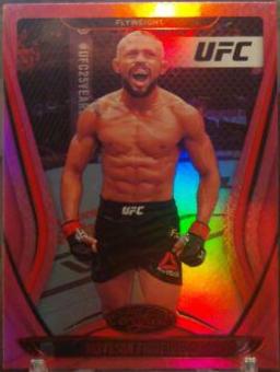Deiveson Figueiredo 2021 Panini Chronicles UFC Base Certified #123 Pink