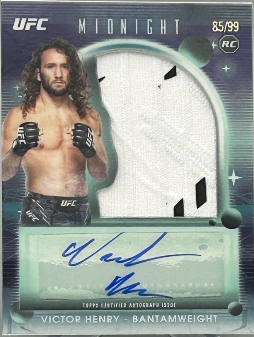 Victor Henry 2025 Topps Midnight UFC Rookie Relic Autographs #RRA-VH Twilight