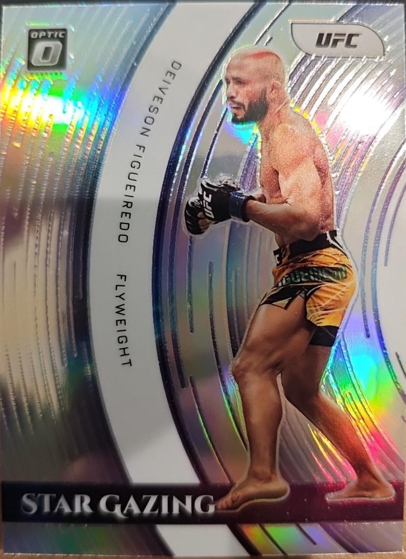 Deiveson Figueiredo 2022 Panini Donruss Optic UFC Star Gazing #19 Holo