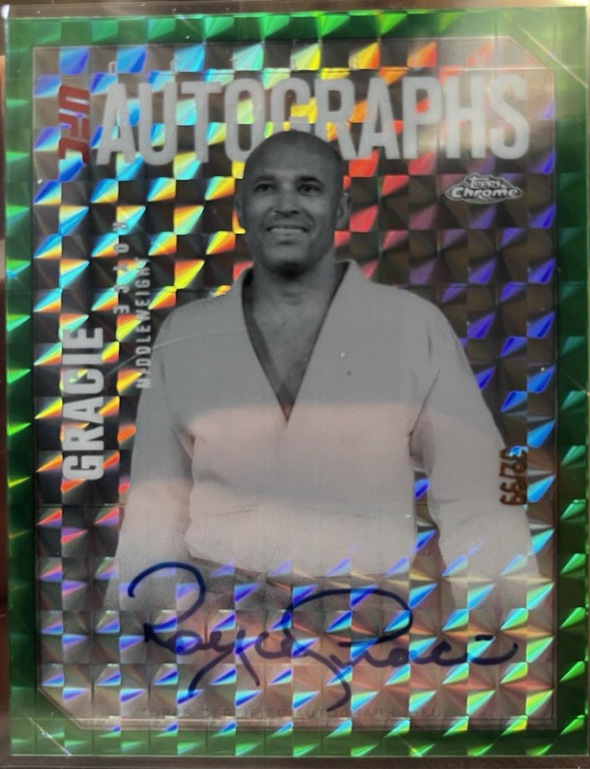 Royce Gracie 2025 Topps Chrome UFC Octagon Legends Autographs #OLA-RG Geometric Green Refractor