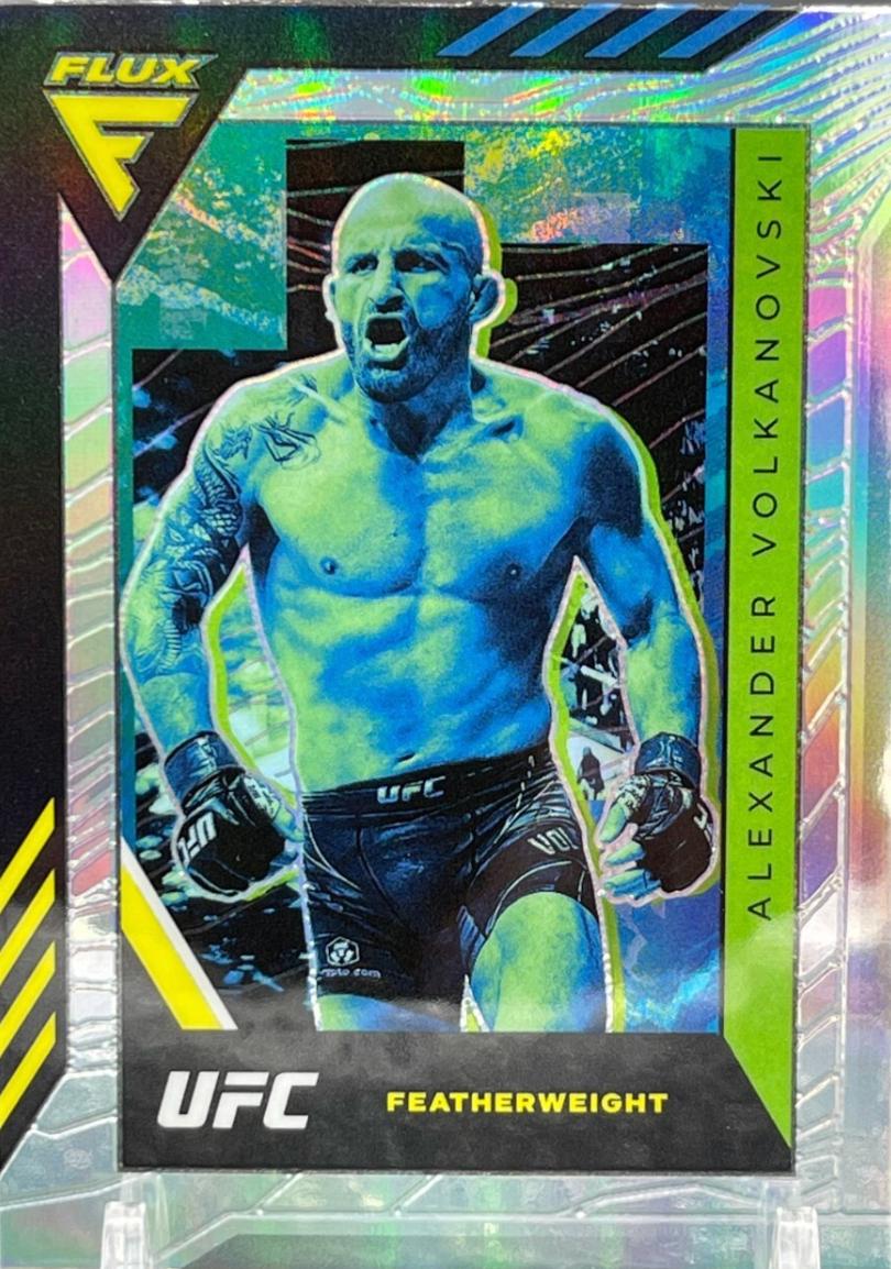 Alexander Volkanovski 2022 Panini Chronicles UFC Base Flux #329 Silver