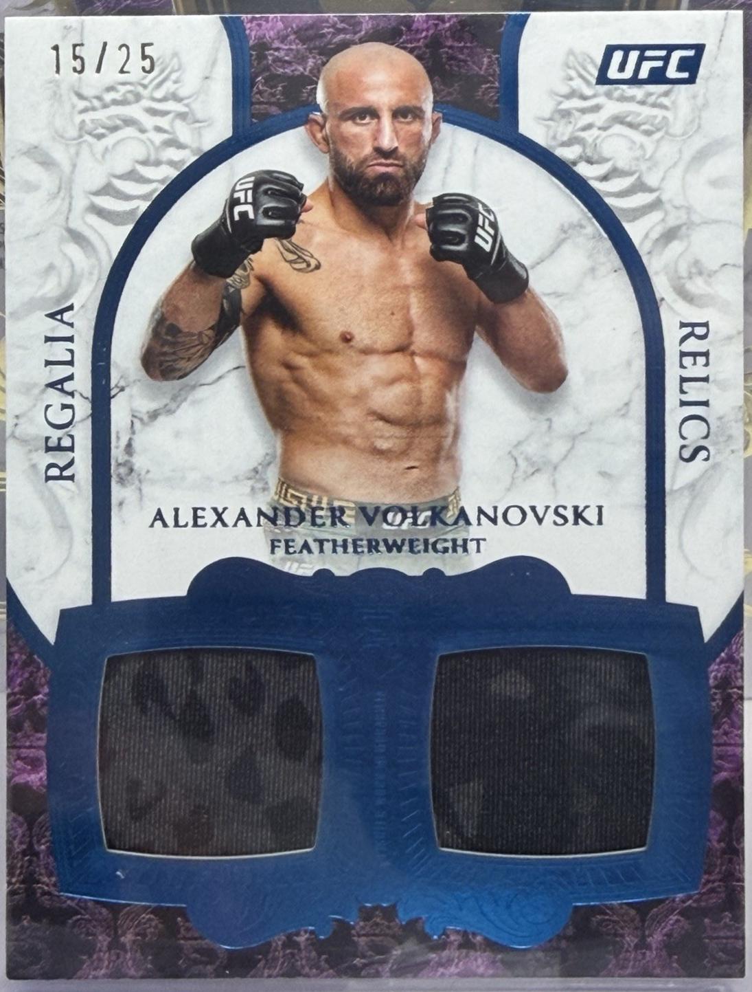 Alexander Volkanovski 2025 Topps Royalty UFC Regalia Relics #RR-AL Blue